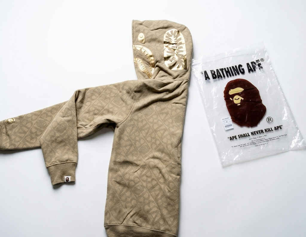 Poleron BAPE Shark Full Zip Hoodie – Beige Gold